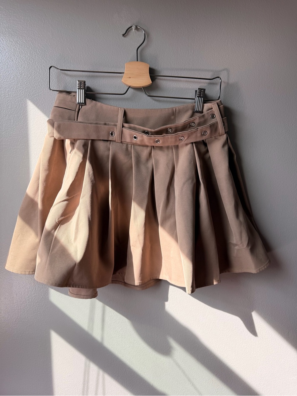 SHEIN Beige Pleated Skater Mini Skirt with Belt Detail
